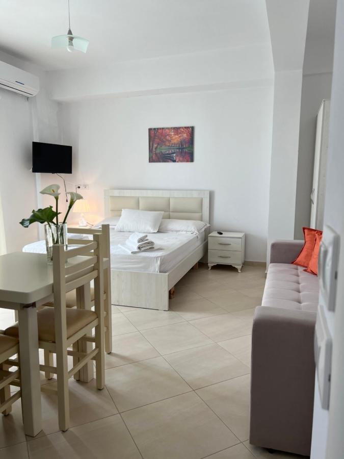 Garden Villa Eva Sarande Exterior photo