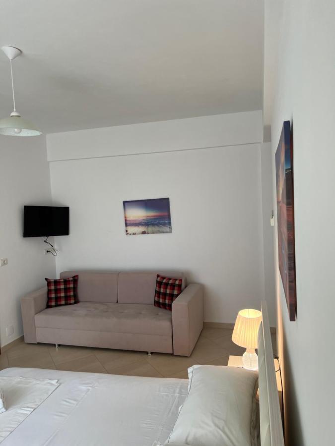 Garden Villa Eva Sarande Exterior photo