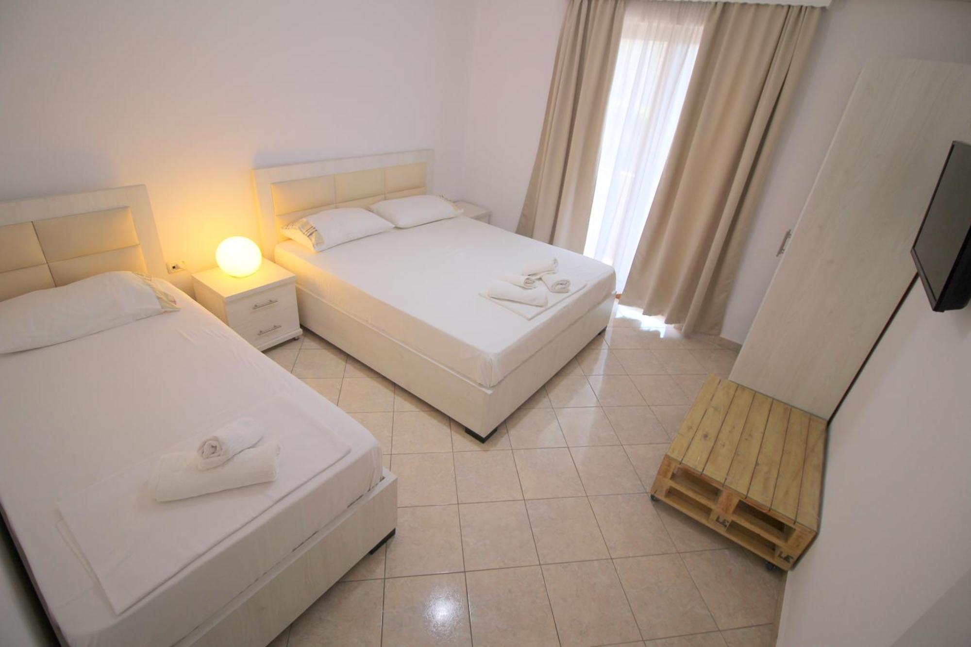 Garden Villa Eva Sarande Exterior photo