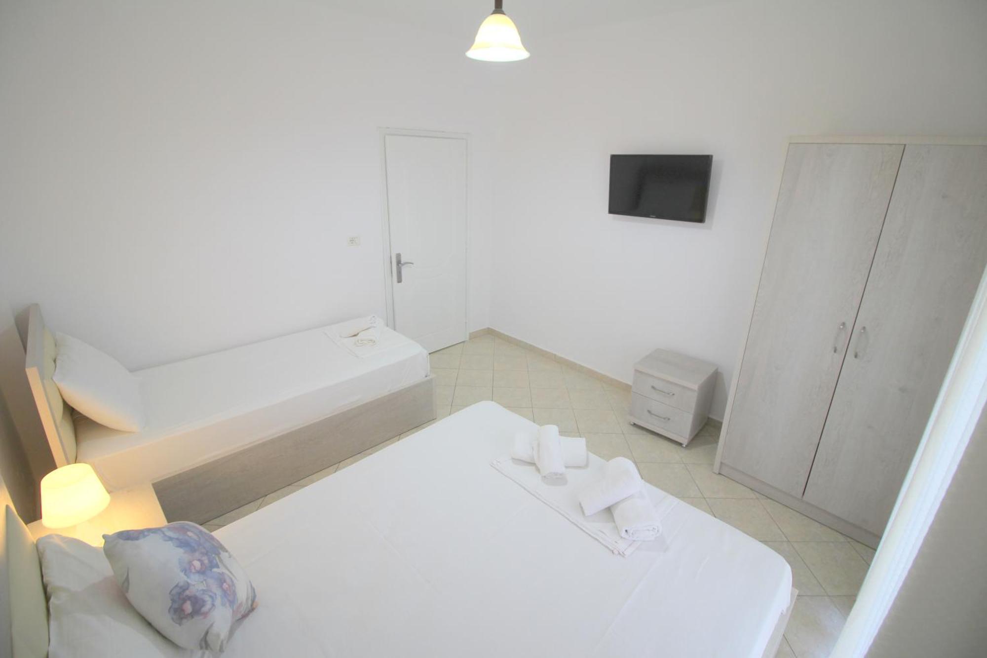 Garden Villa Eva Sarande Exterior photo