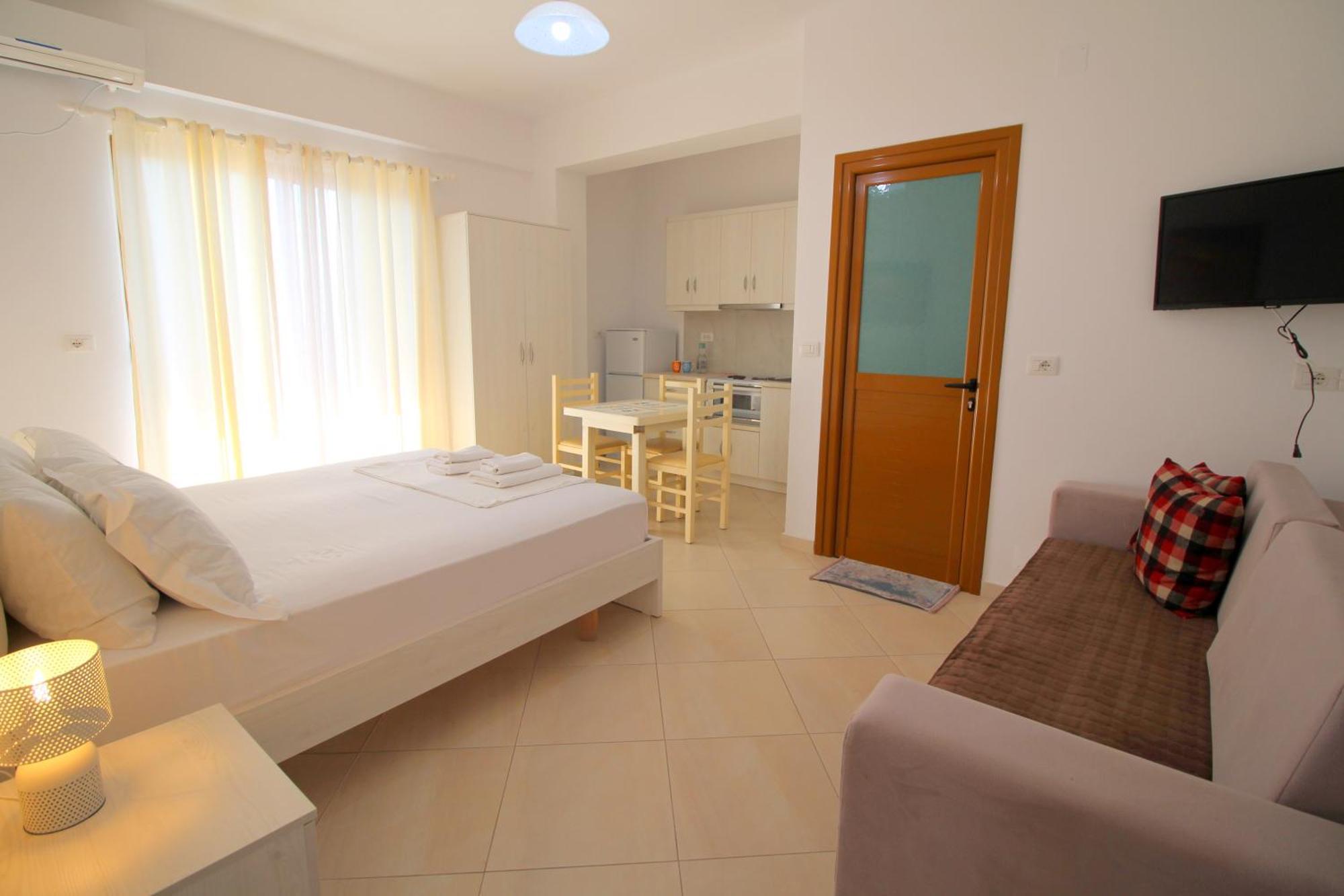 Garden Villa Eva Sarande Exterior photo