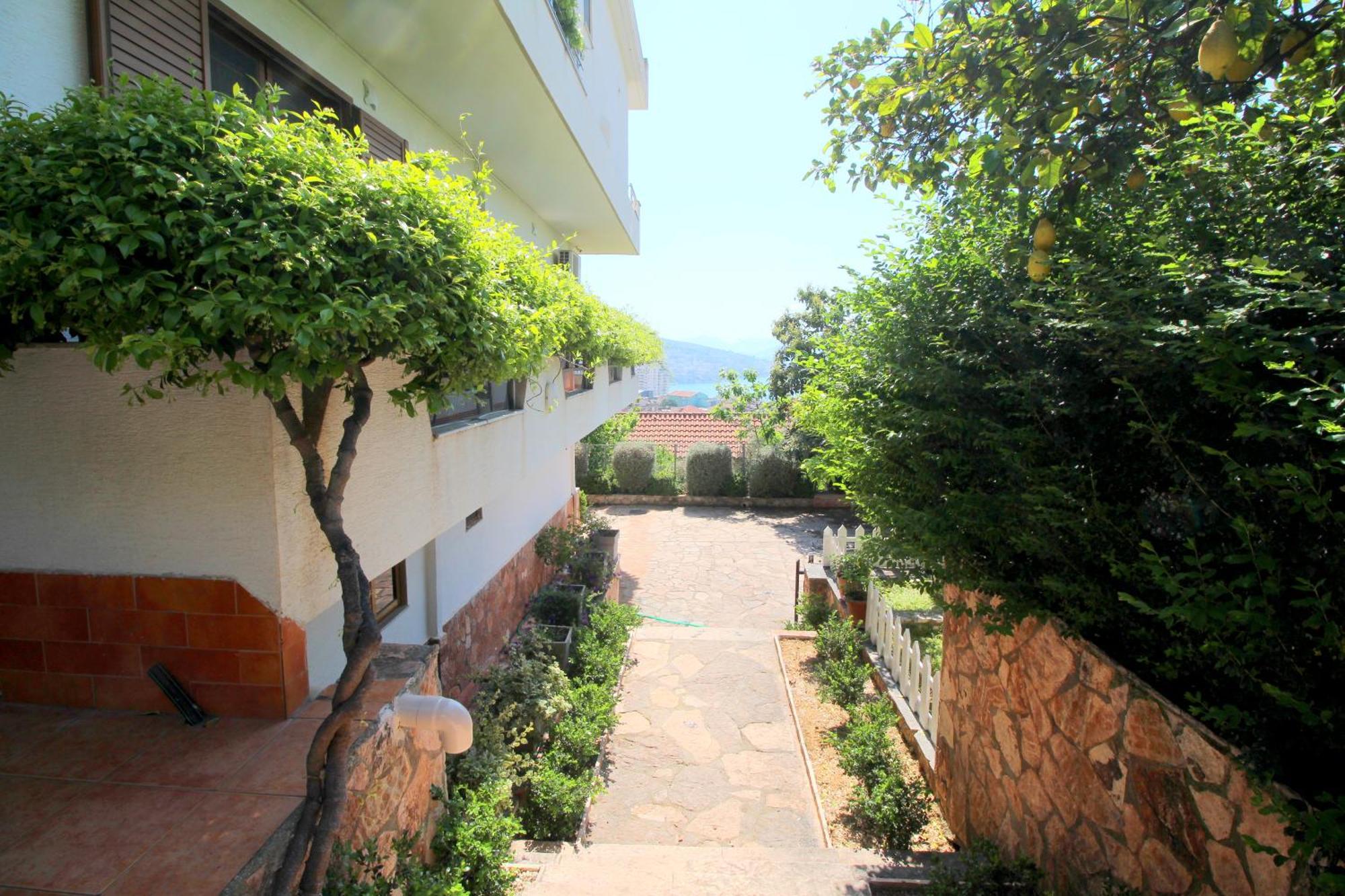 Garden Villa Eva Sarande Exterior photo
